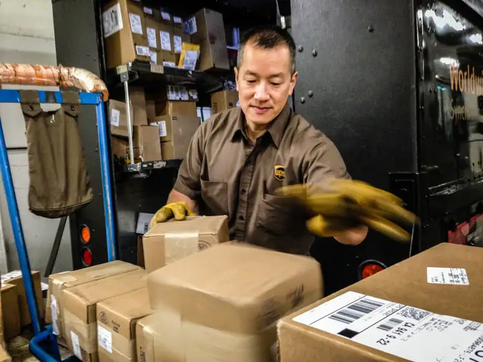 JOBS AT UPS HERE